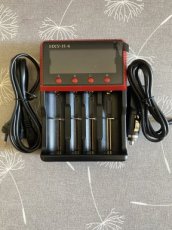 Battery charger 4 batt